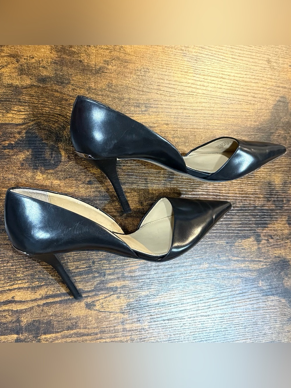 Michael Kors Black Leather Pointed Toe D’Orsay Pumps Size 9M Classic Stiletto - Picture 3 of 7